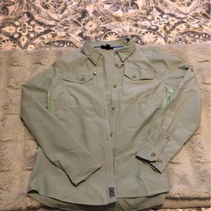 Patagonia sun shirt size small NWOT